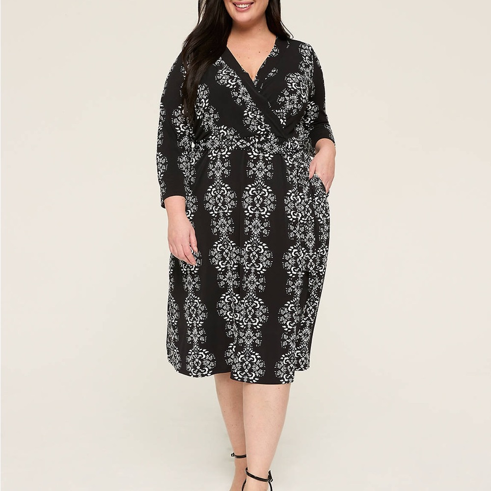 Brand New Lane Bryant 26/28 Faux Wrap Jersey Dress Black Geo